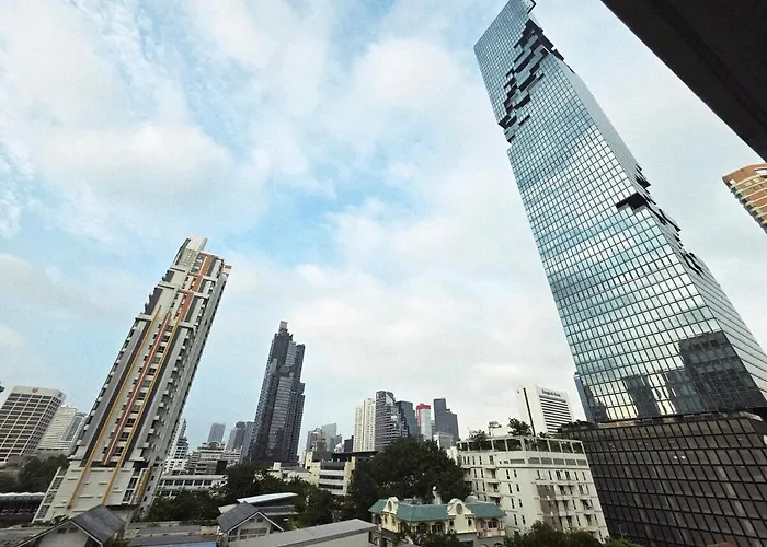 Si Lom Sathon Is A Large Space View Near King Power Mahanakhon Bts Phat Phong Night Market Tourist Business District 公寓 *